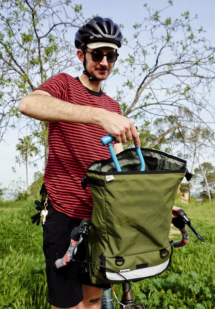 Road Runner Middle Earth Jammer Handlebar Bag