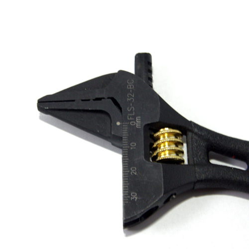 Fujiya ThinLine JIS Cresent Wrench (FLS-32-BG)
