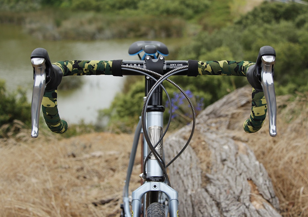 Soma Thick &amp; Zesty Bar Tape Striated on bike