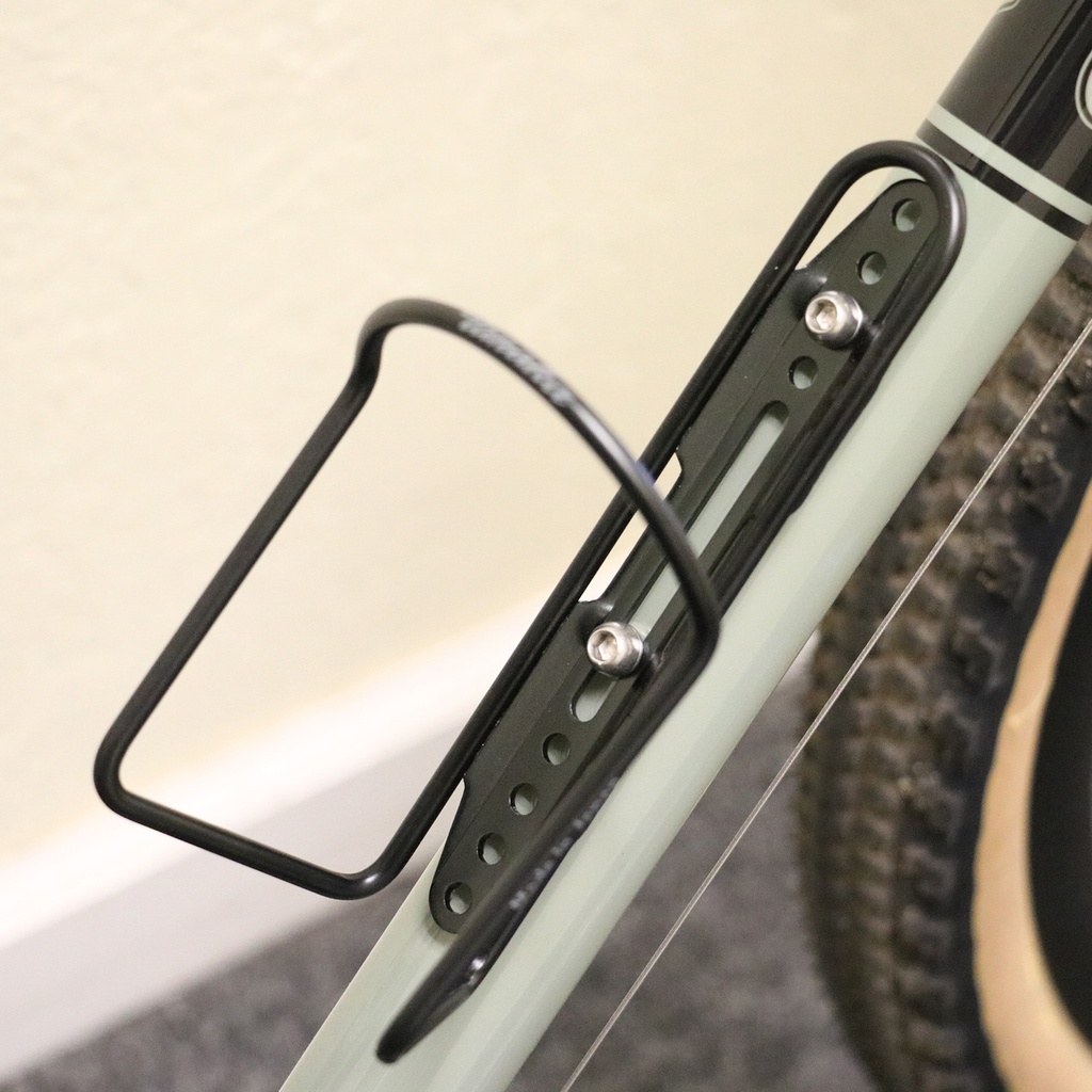 Tanaka Eight Moves "No Bend" Bottle Cage