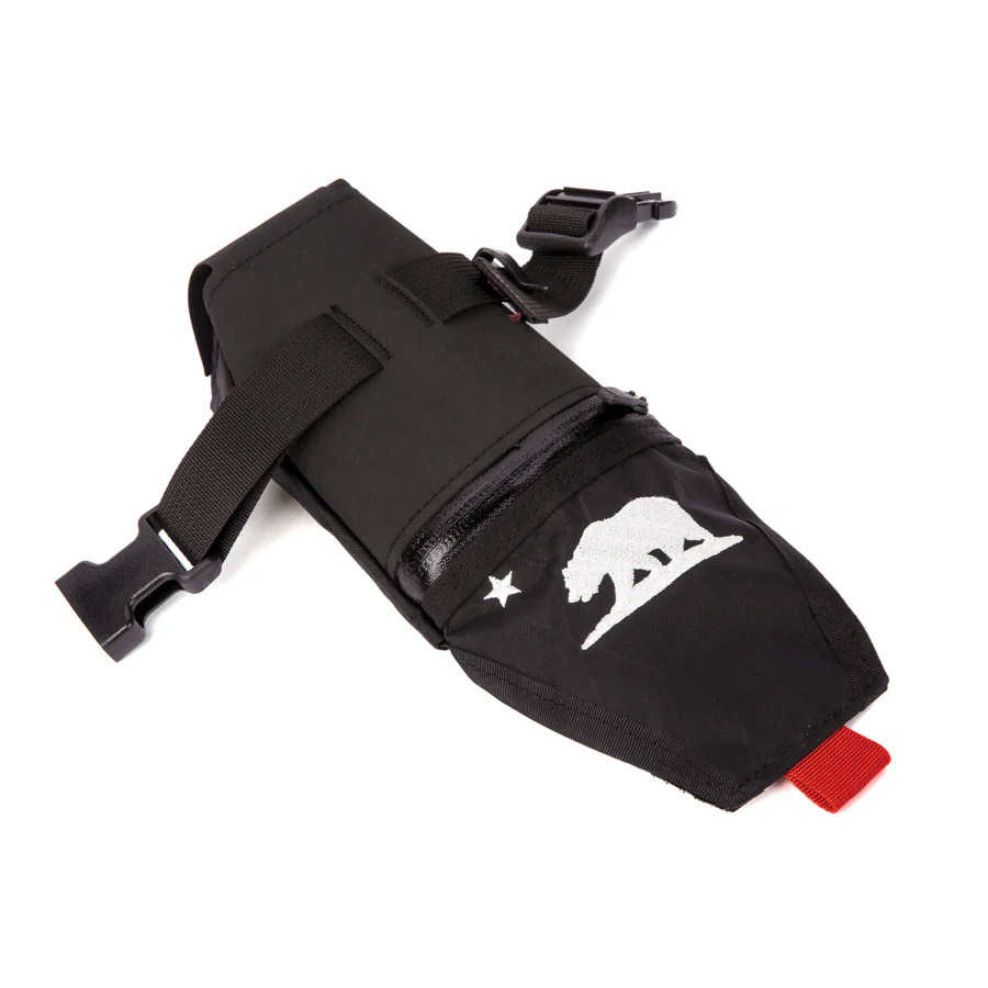 ILE Seat Bag + Zip Pocket CA BEAR (Black, Cordura)