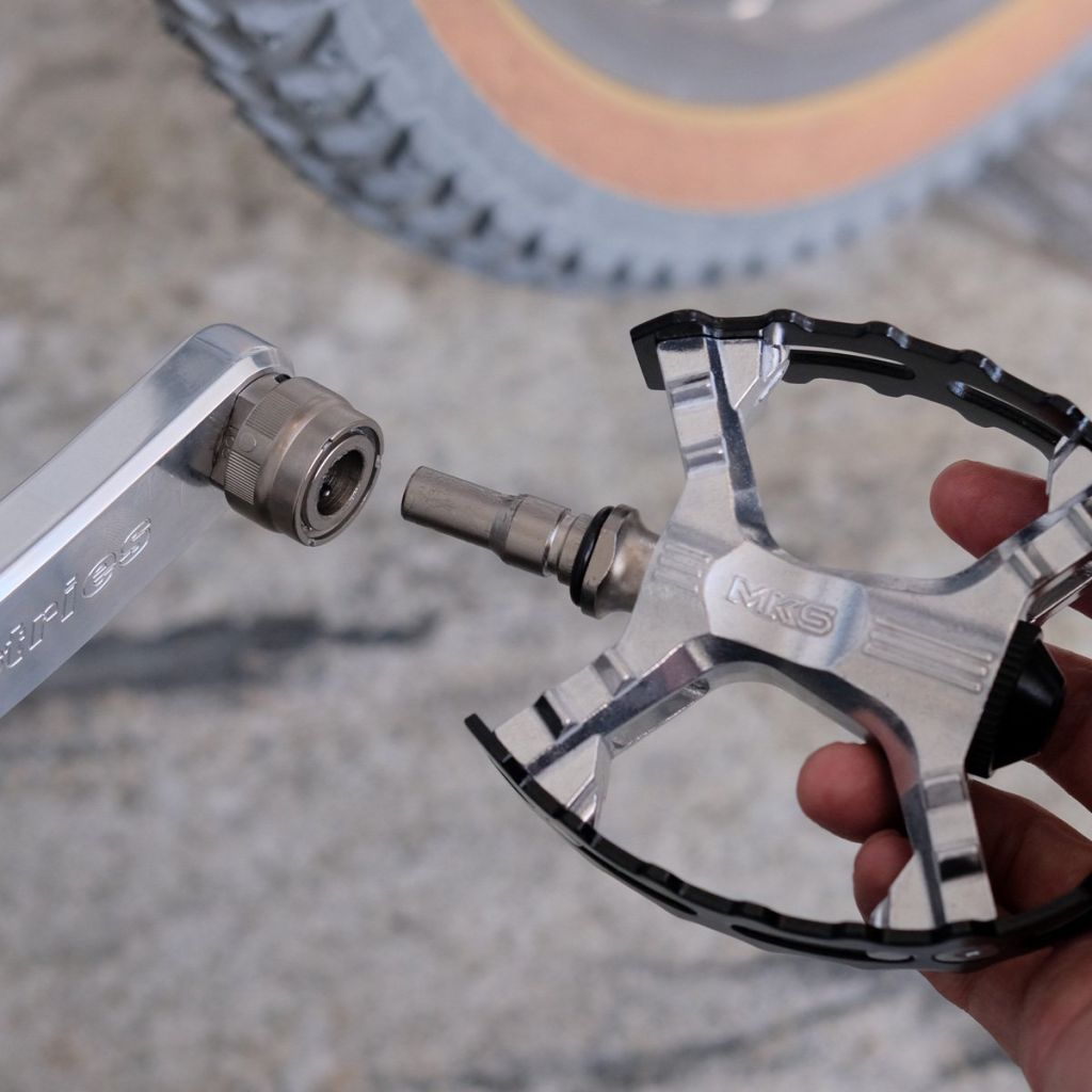 MKS XC-III Pedals 9/16" Silver/Black Ezy Superior
