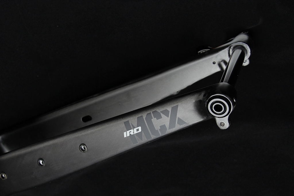 IRD Carbon Fork MCX MAX Thru-Axle (Tapered)