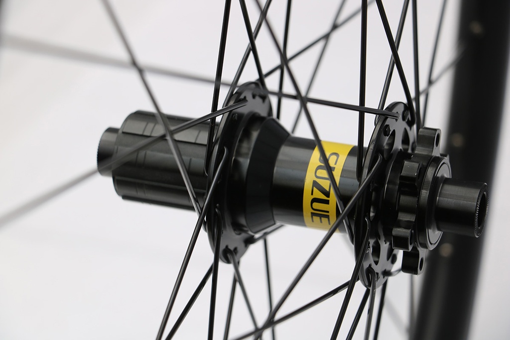 Suzue Wheelset Tubeless 650b 15-100/12-142 32h HG