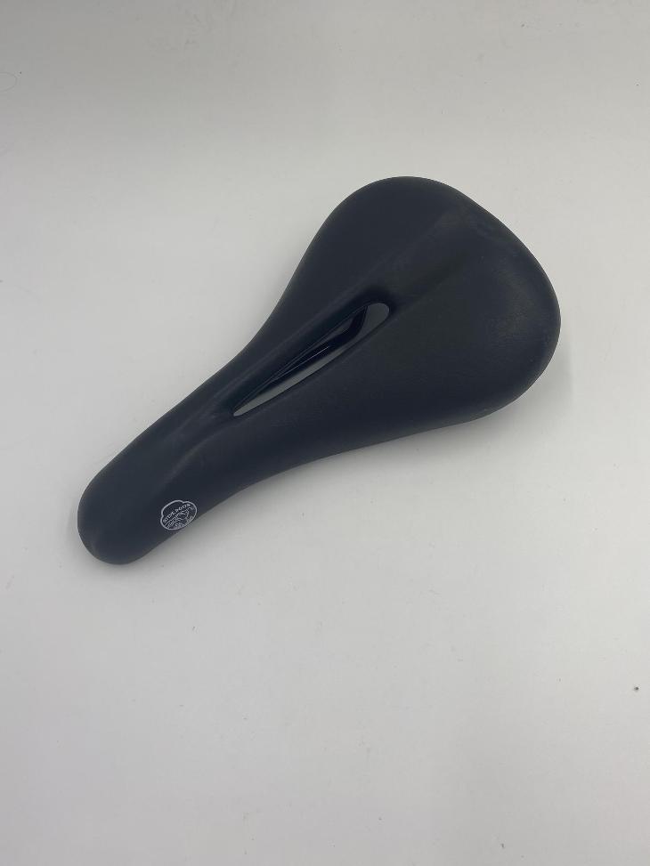 [CA0023] Steve Potts Proto Saddle Leather Black