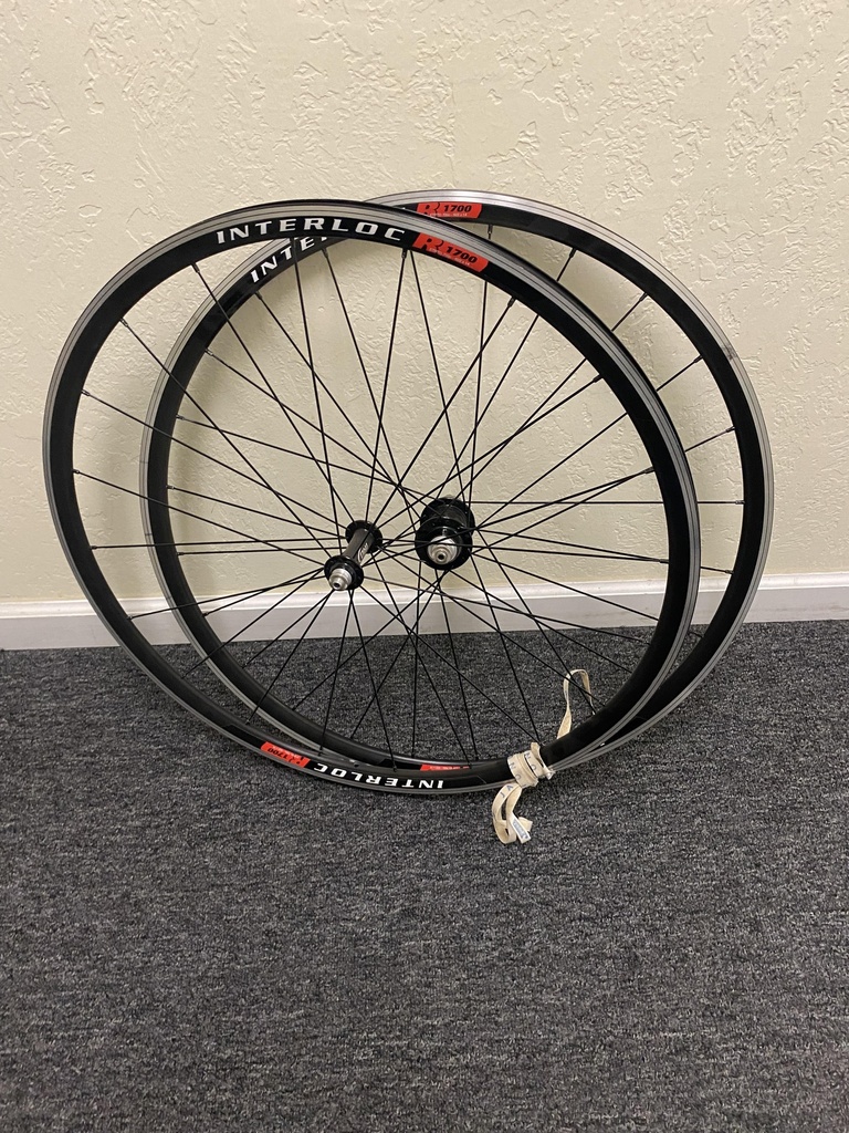 [NP113] IRD R1700 700c Wheel Set 11sp Black